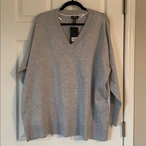 Jones New York vneck sweater